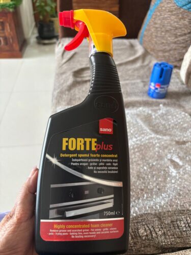Forte Plus Highly Concentrated Foam Cleaner – 750ml Spray Bottle | Powerful Grease and Grime Removal for Ovens, Grills, Stovetops, Pots & Pans | Imported from Israel photo review
