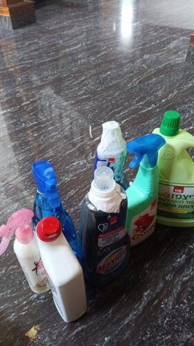 Floor Plus 2-in-1 Liquid Floor Cleaner & Cockroach Repellent – Lemon Scent | 2-Litre Bottle | Pesticide-Free, Long-Lasting Protection | Imported from Israel photo review