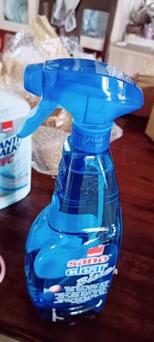 Window & Surface Cleaner – 1 Litre Spray Bottle | Multi-purpose cleaning liquid for sparkling windows, mirrors, windshields, tiles and ceramic, laminated and other surfaces | Imported From Israel photo review